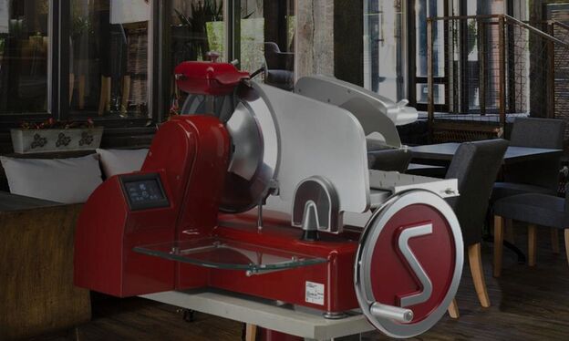 Představujeme značku SIRMAN: široká nabídka potravinářských strojů